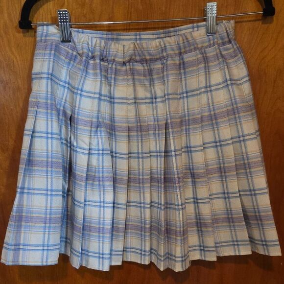 Plaid Pleated Skirt - Blue and Cream - Picture 3 of 3